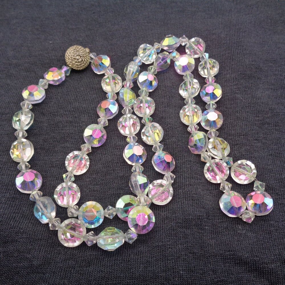 Vintage Sparkly Aurora Borealis Crystal Aspirin Bead Necklace